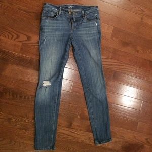 LOFT Relaxed Skinny Distressed Jeans - Size 25